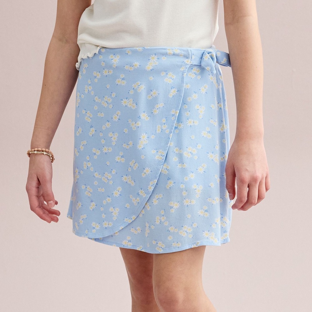 SO Girls Blue Daisy Floral Wrap Skort Size M 8 Elastic Waist Faux Tie Skirt